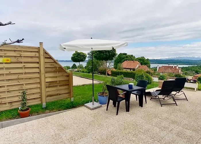 Apartament De Avec Vue Sur Le De Morat