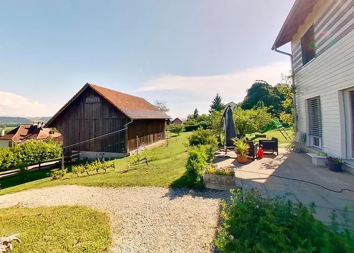 De Avec Vue Sur Le De Morat *