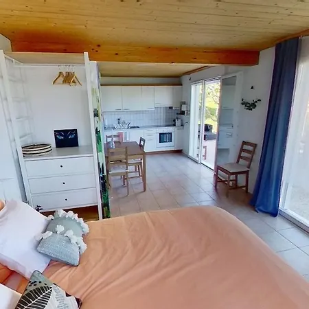 アパート De Avec Vue Sur Le De Morat *