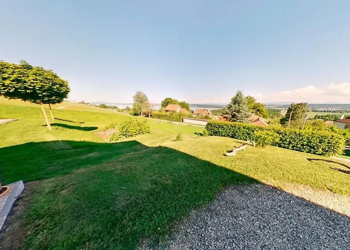 De Avec Vue Sur Le De Morat * Vully-les-Lacs